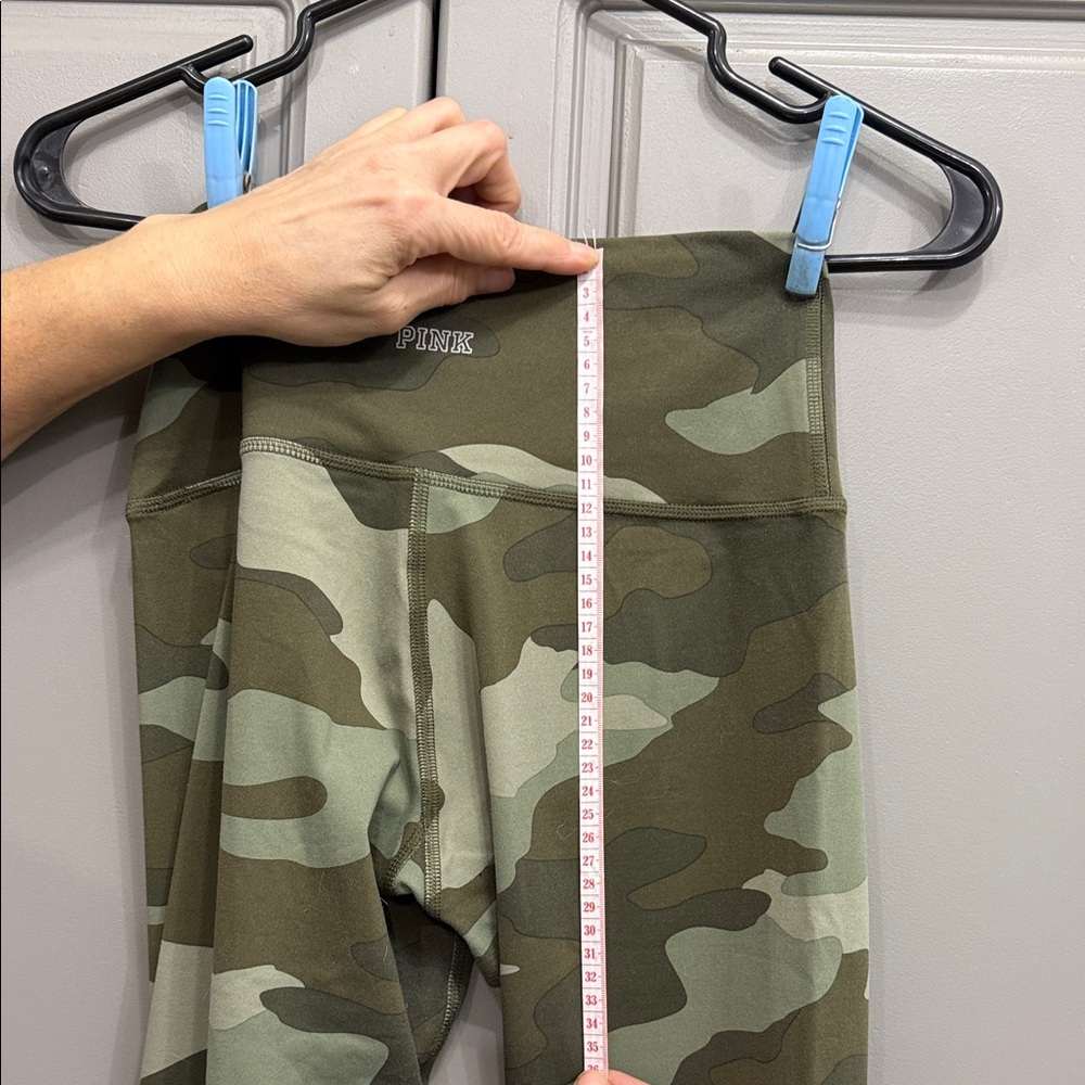 Victoria's Secret Green Camouflage Leggings - Picture 5 of 8